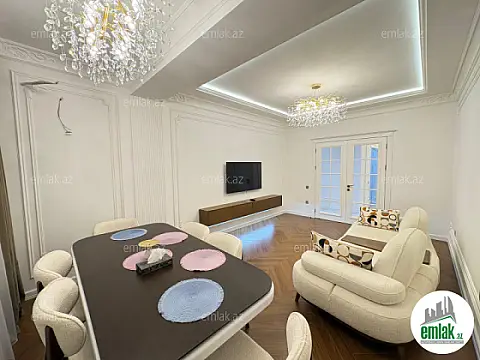 Satılır 3 otaqlı yeni tikili 118 m²