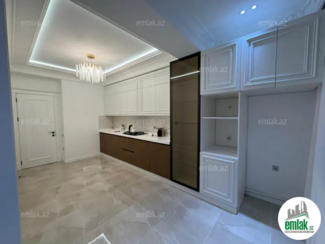 Satılır 3 otaqlı yeni tikili 118 m²