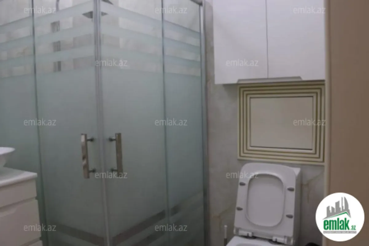 Satılır 3 otaqlı yeni tikili 80 m²