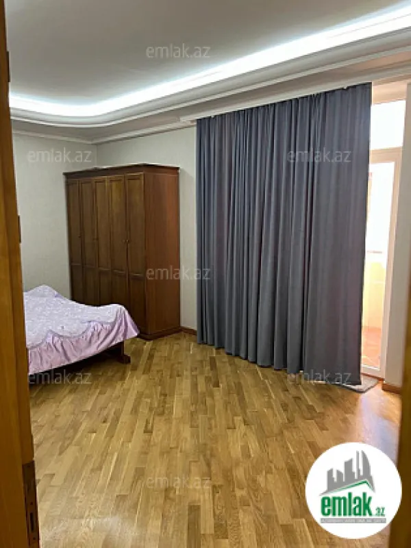 Satılır 3 otaqlı yeni tikili 165 m²