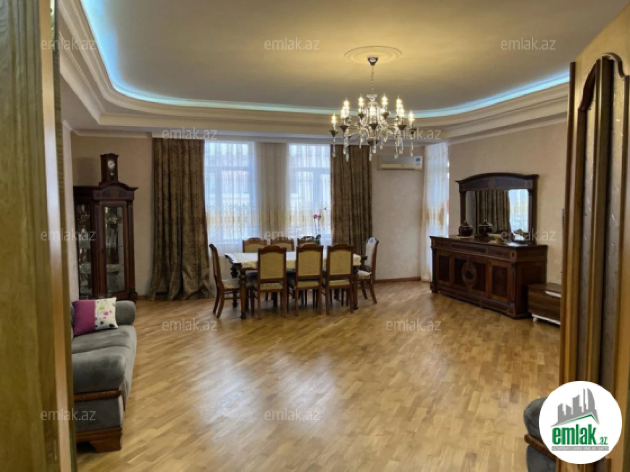 Satılır 3 otaqlı yeni tikili 165 m²