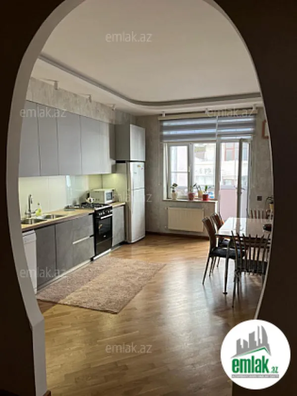Satılır 3 otaqlı yeni tikili 165 m²