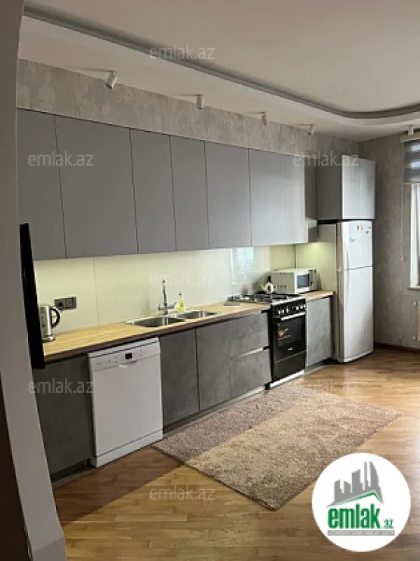 Satılır 3 otaqlı yeni tikili 165 m²