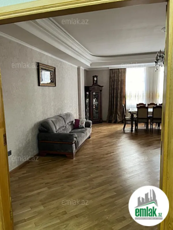 Satılır 3 otaqlı yeni tikili 165 m²