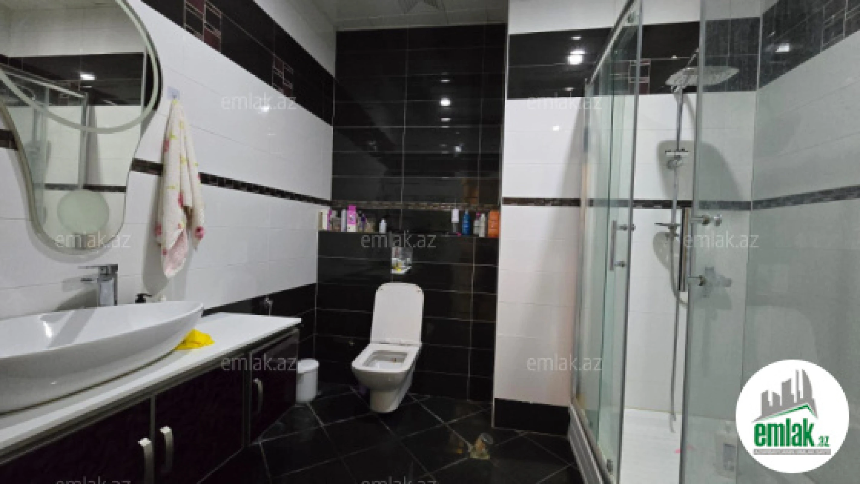 Satılır 3 otaqlı yeni tikili 165 m²