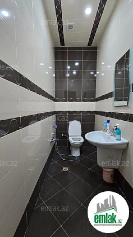 Satılır 3 otaqlı yeni tikili 165 m²