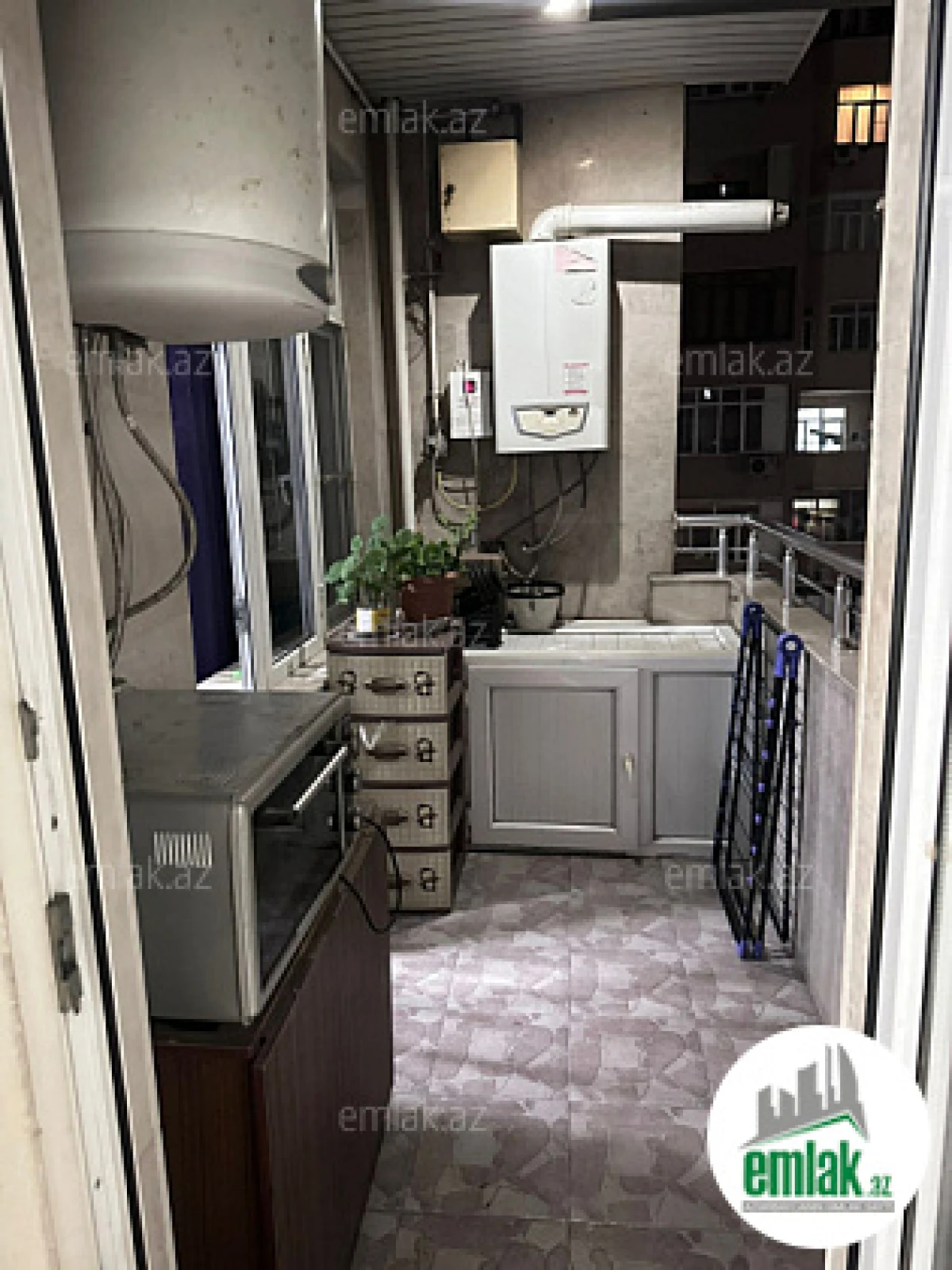 Satılır 3 otaqlı yeni tikili 110 m²