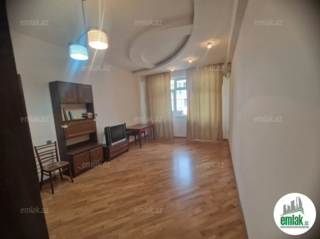 Satılır 2 otaqlı yeni tikili 55 m²