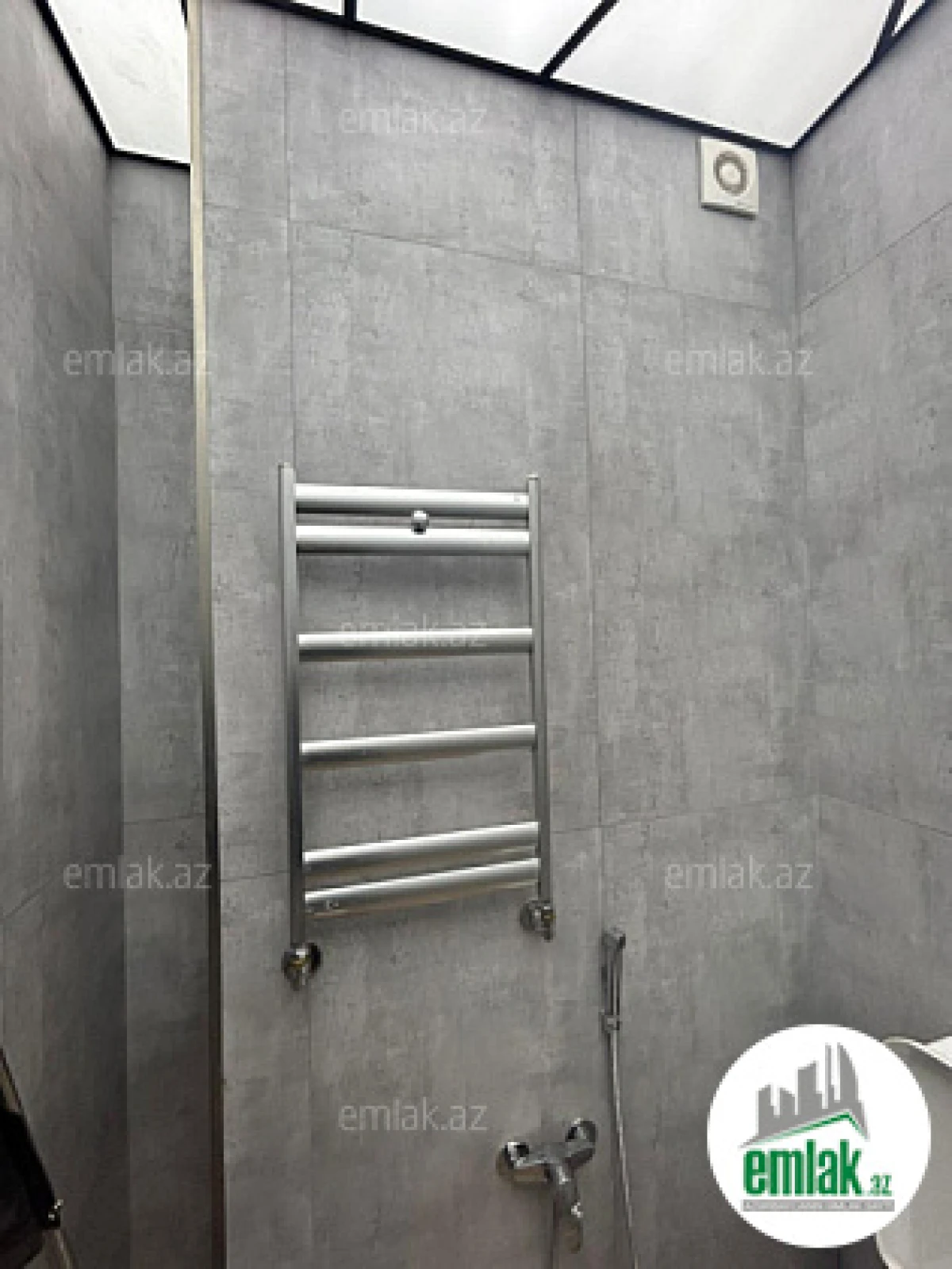 Satılır 2 otaqlı yeni tikili 56 m²