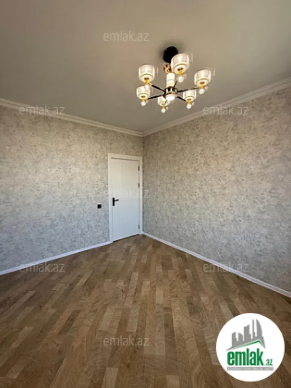Satılır 2 otaqlı köhnə tikili 65 m²