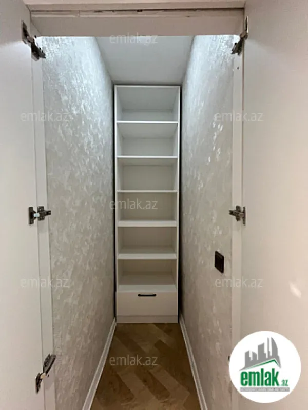 Satılır 2 otaqlı köhnə tikili 65 m²