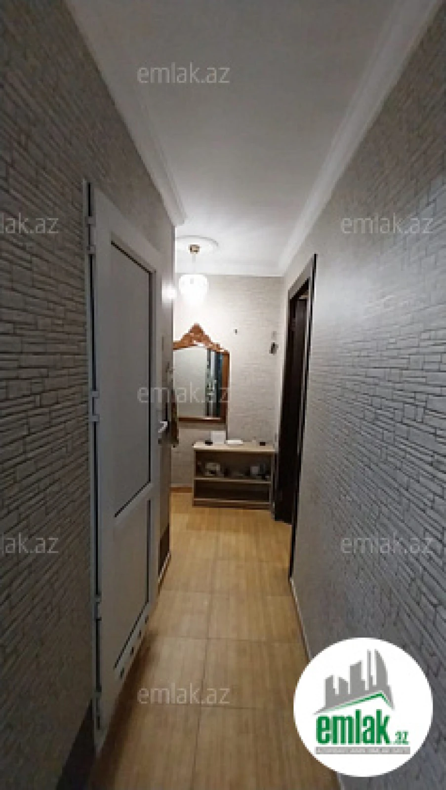 Satılır 2 otaqlı köhnə tikili 35 m²