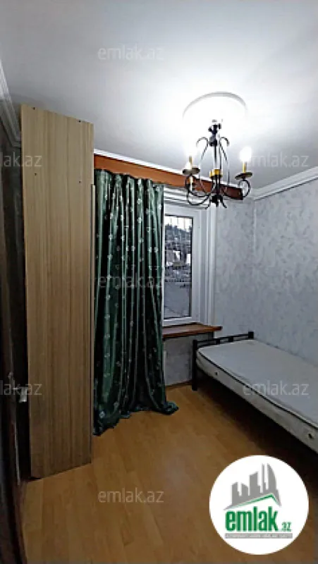 Satılır 2 otaqlı köhnə tikili 35 m²