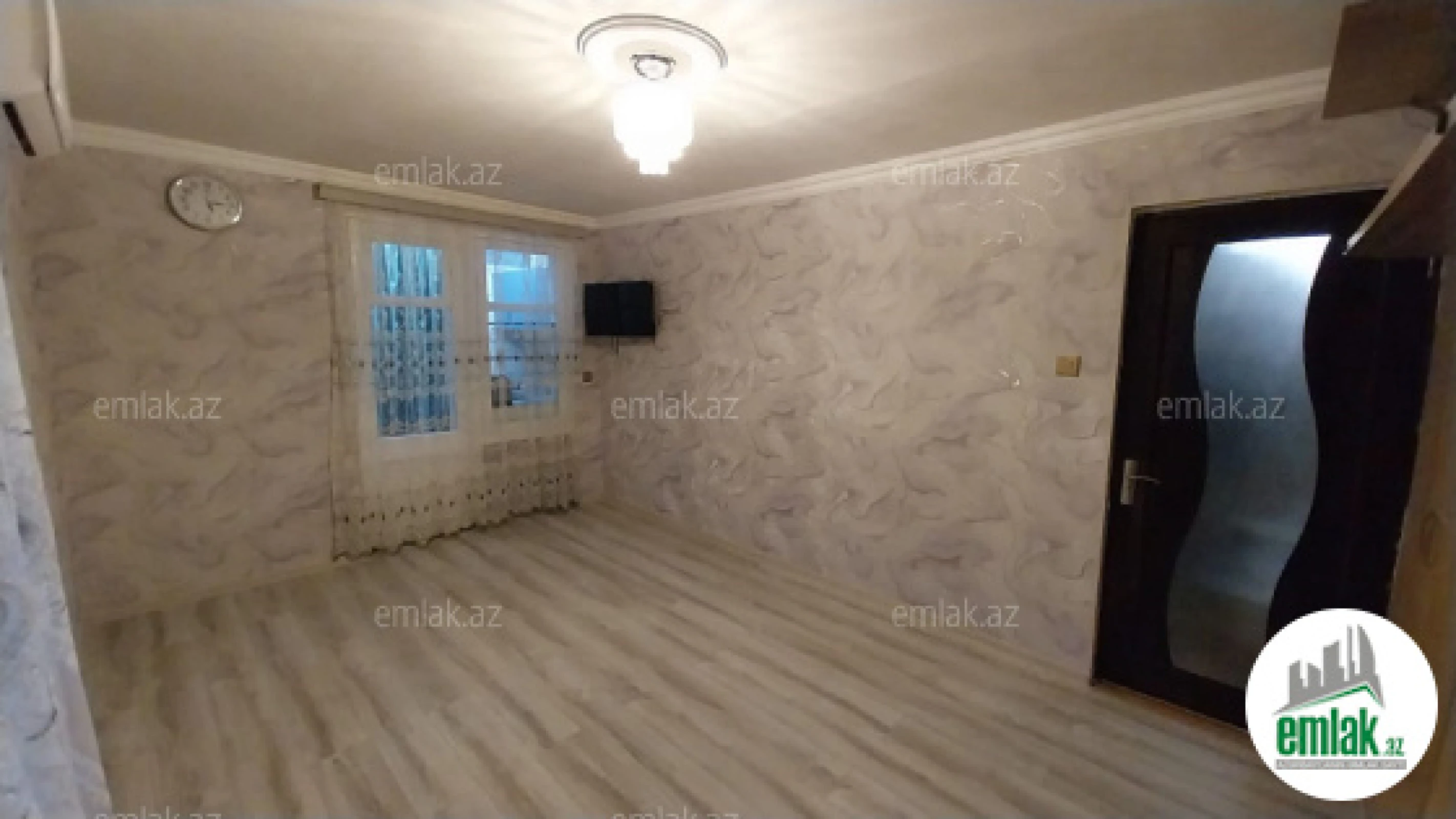 Satılır 2 otaqlı köhnə tikili 35 m²