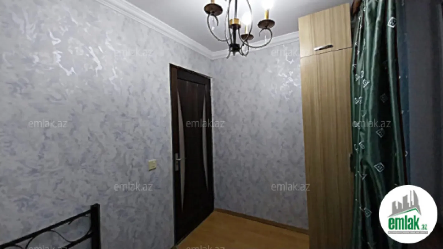 Satılır 2 otaqlı köhnə tikili 35 m²