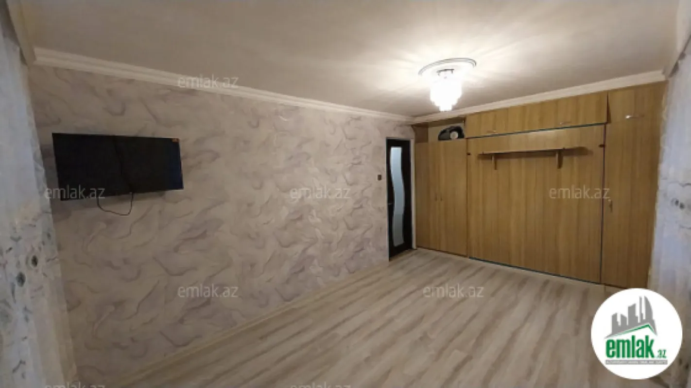 Satılır 2 otaqlı köhnə tikili 35 m²