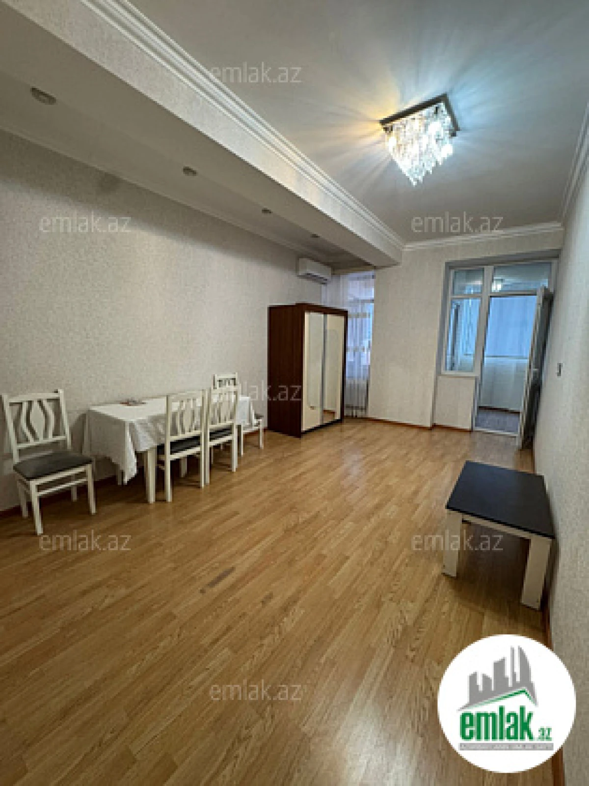 Satılır 2 otaqlı yeni tikili 60 m²