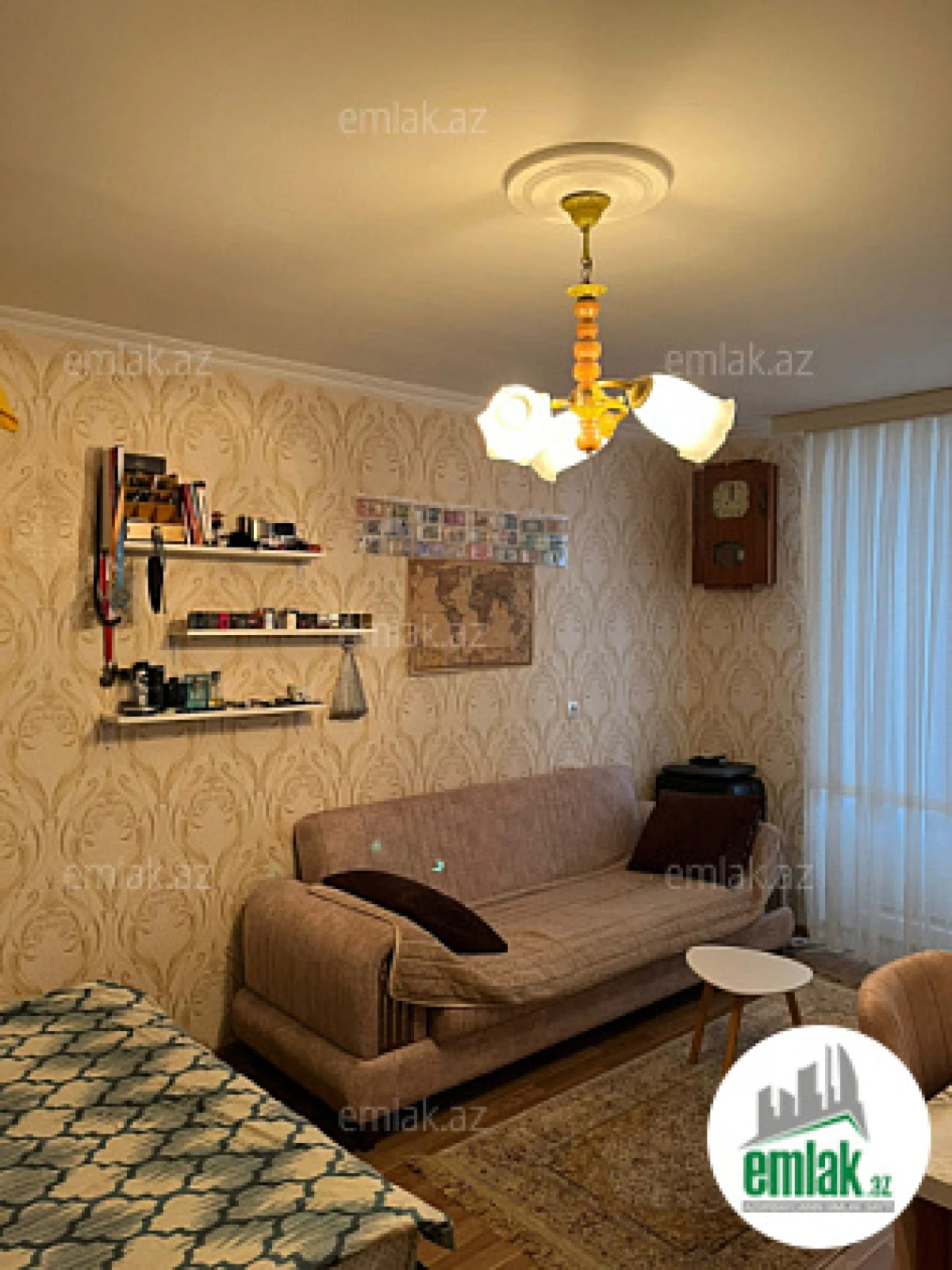 Satılır 1 otaqlı köhnə tikili 40 m²