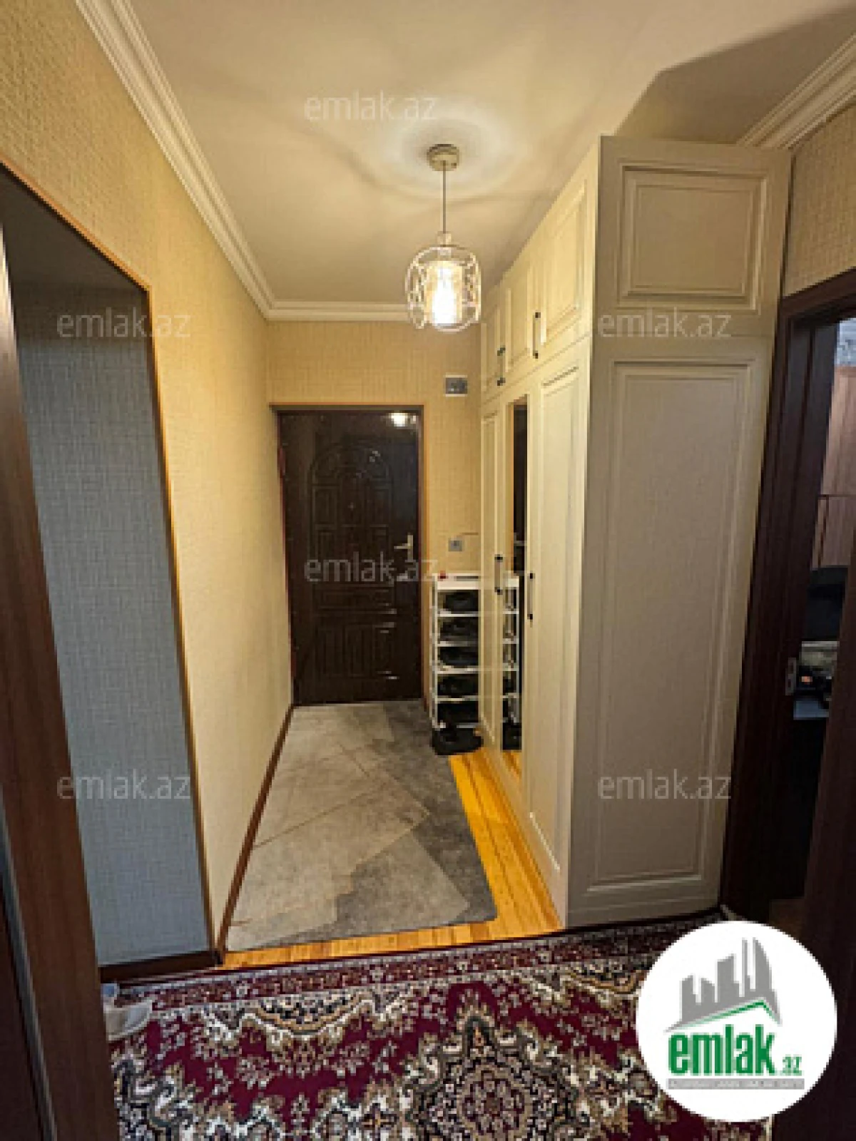 Satılır 3 otaqlı köhnə tikili 64.5 m²