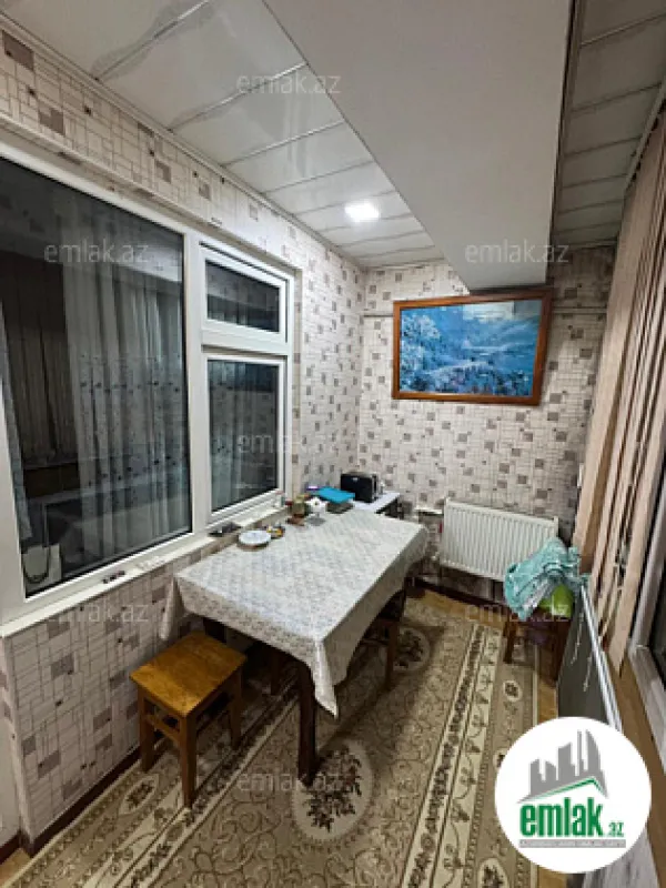 Satılır 3 otaqlı köhnə tikili 64.5 m²