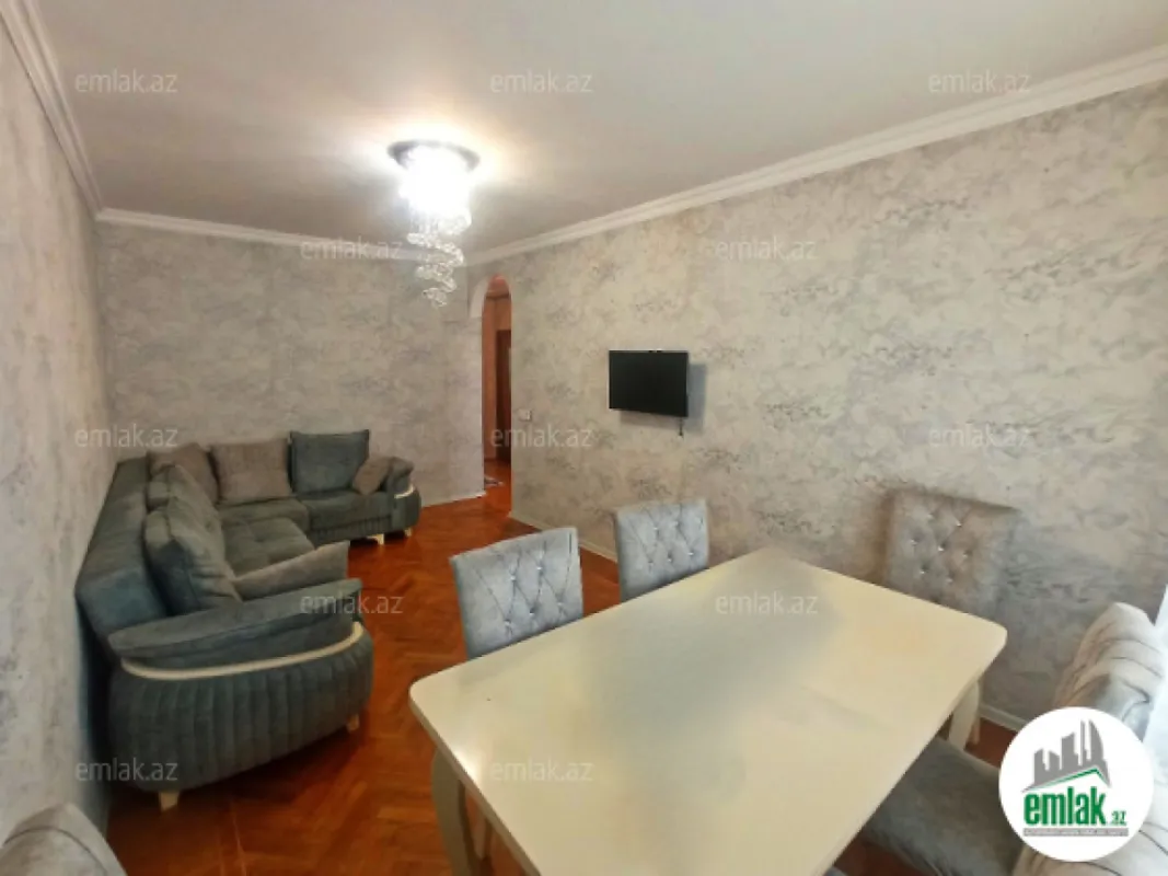 Satılır 3 otaqlı köhnə tikili 80 m²