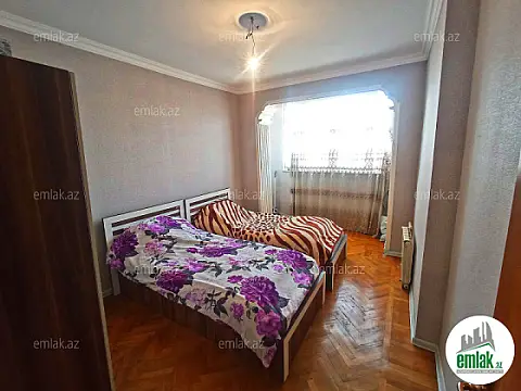 Satılır 3 otaqlı köhnə tikili 80 m²