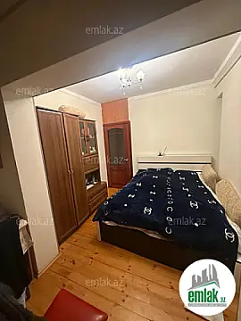 Satılır 2 otaqlı köhnə tikili 50 m²