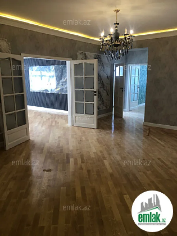 Satılır 3 otaqlı yeni tikili 150 m²