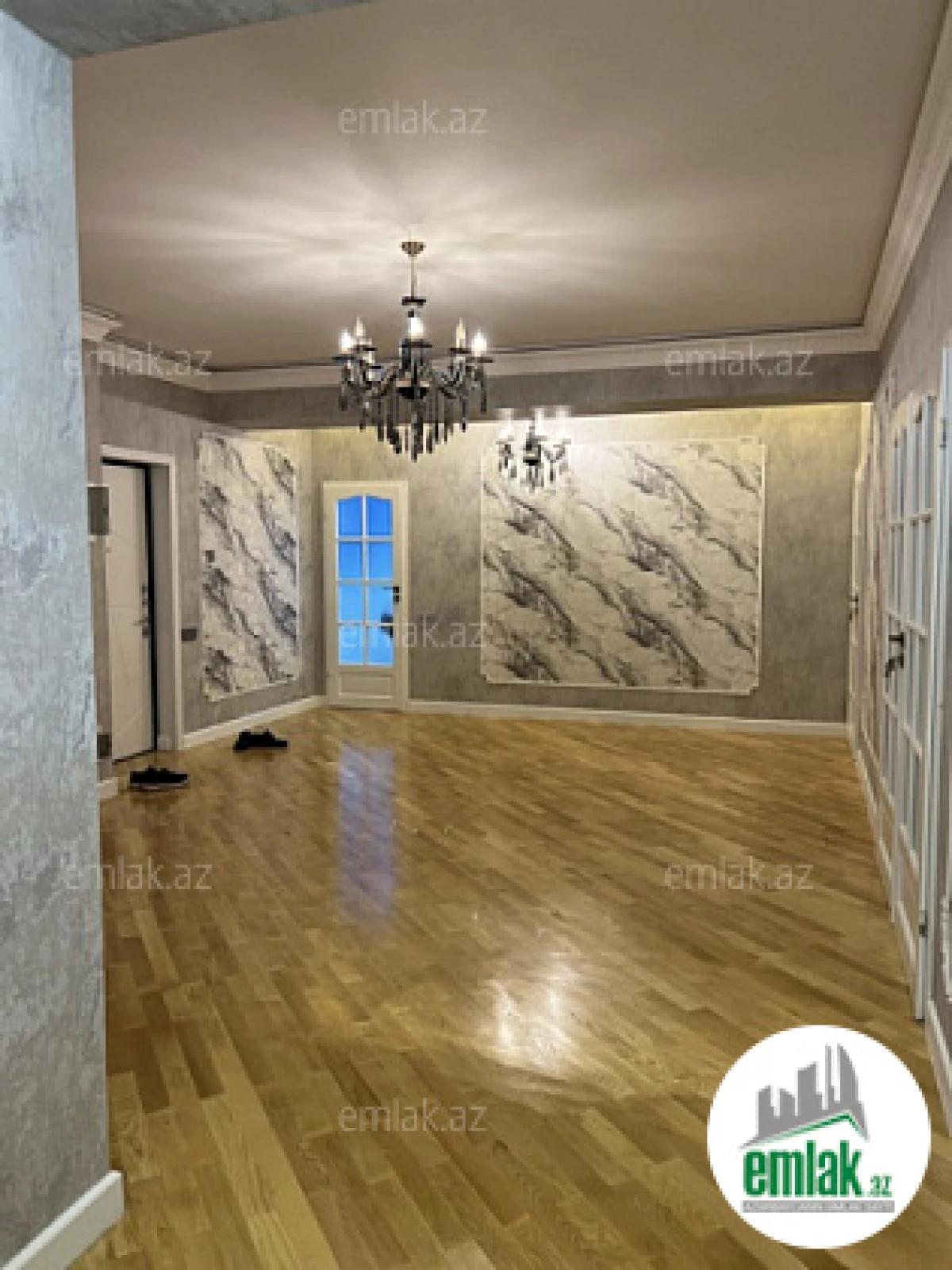 Satılır 3 otaqlı yeni tikili 150 m²