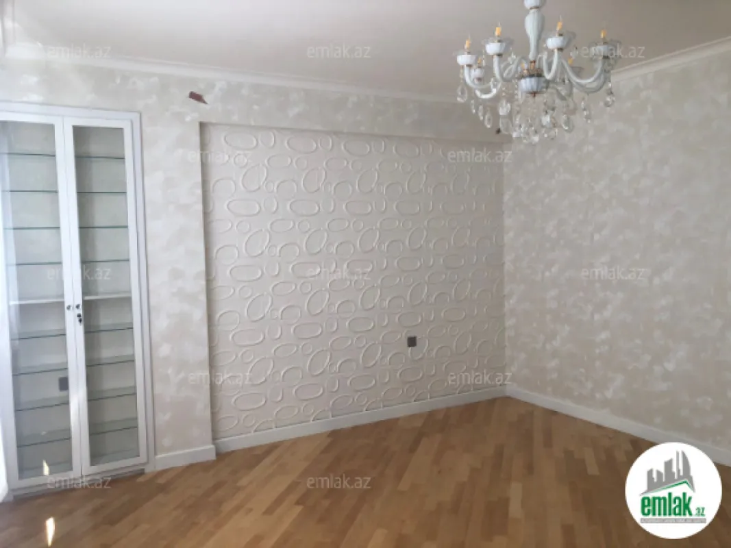 Satılır 3 otaqlı yeni tikili 150 m²