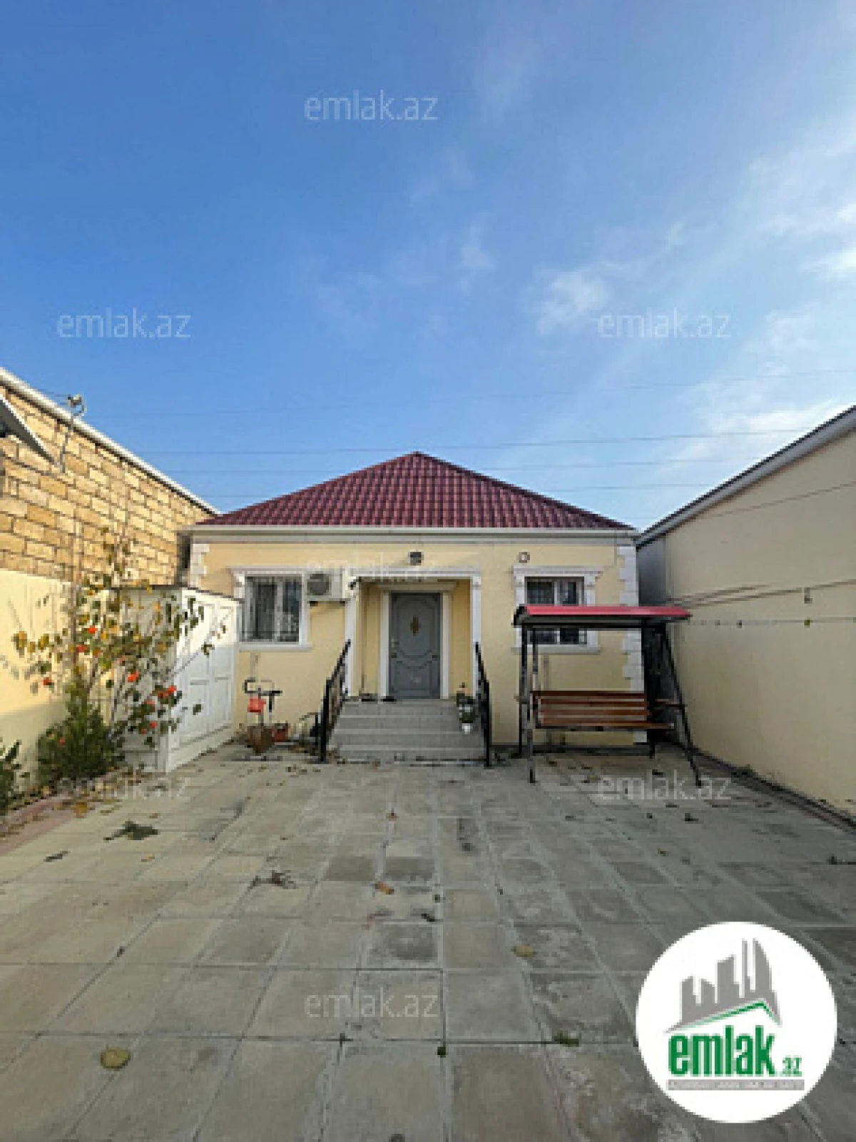 Satılır 3 otaqlı həyət evi 65 m²