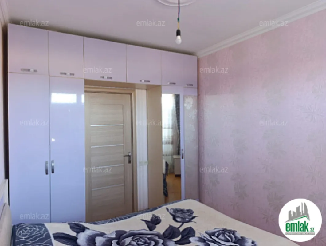 Satılır 3 otaqlı yeni tikili 100 m²