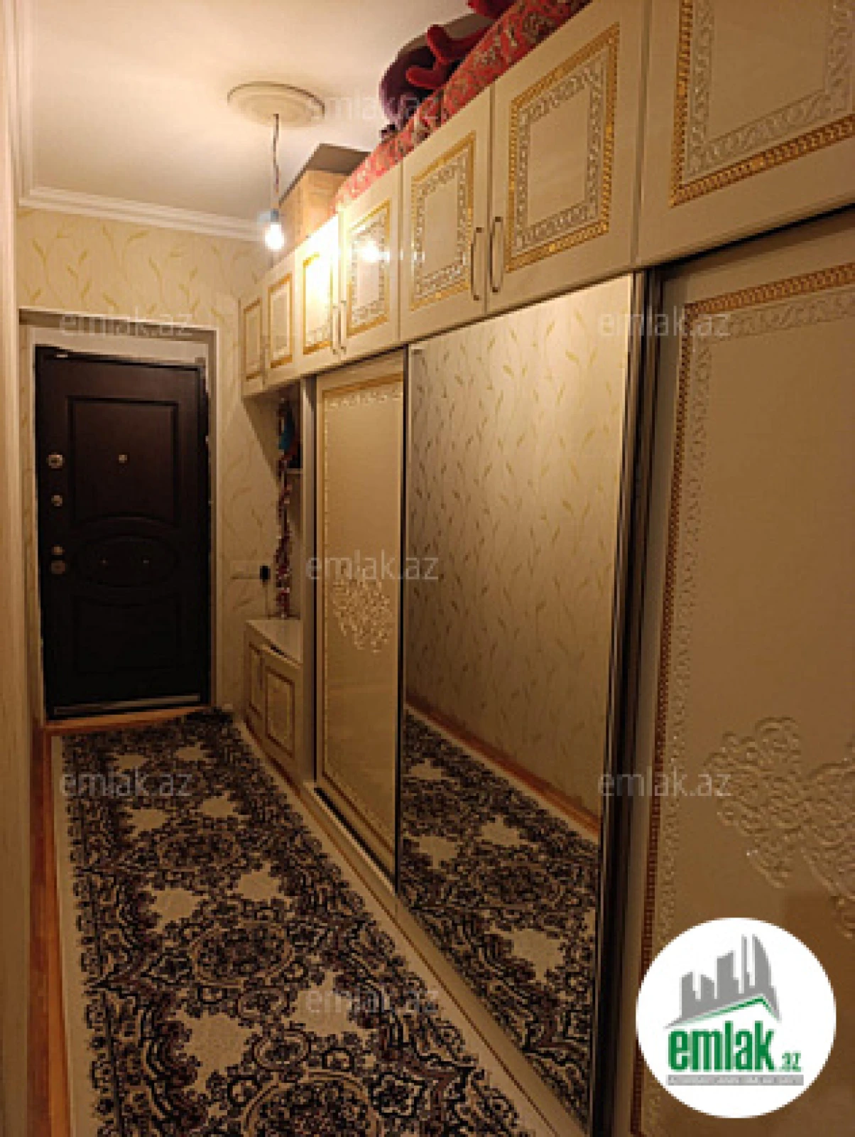 Satılır 3 otaqlı yeni tikili 100 m²