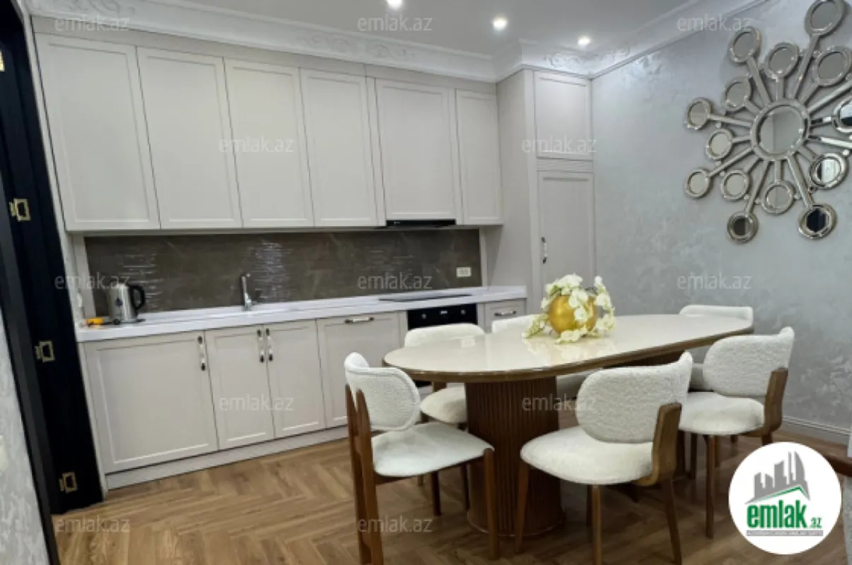 Satılır 3 otaqlı yeni tikili 109 m²
