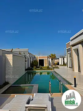 Satılır 5 otaqlı mənzil 220 m²