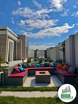 Satılır 5 otaqlı mənzil 220 m²