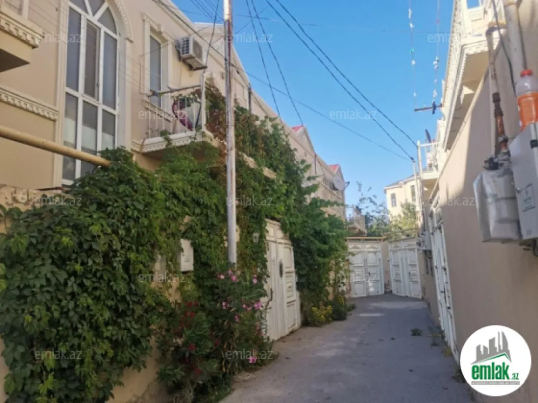 Satılır 4 otaqlı həyət evi 100 m²