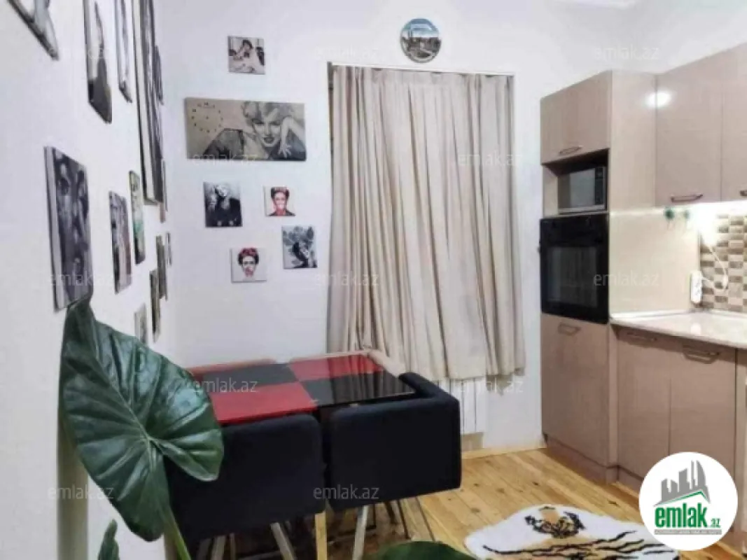 Satılır 4 otaqlı həyət evi 100 m²