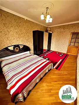 Satılır 3 otaqlı köhnə tikili 80 m²