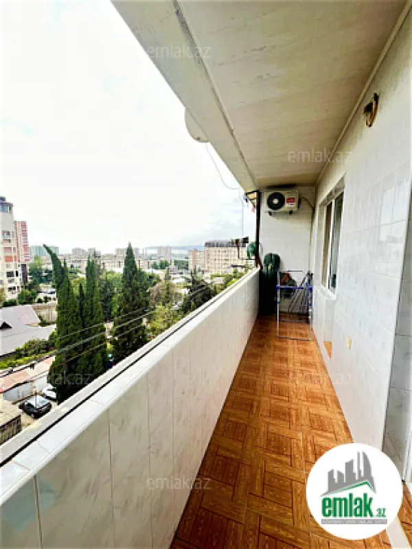 Satılır 3 otaqlı köhnə tikili 80 m²