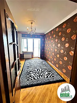 Satılır 3 otaqlı köhnə tikili 80 m²