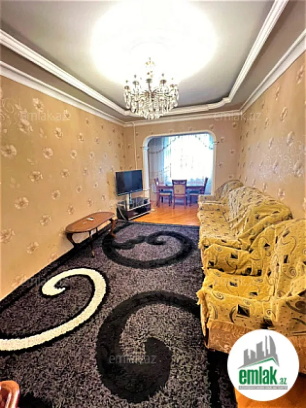 Satılır 3 otaqlı köhnə tikili 80 m²