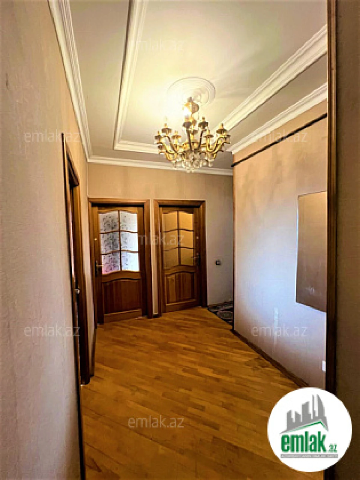 Satılır 3 otaqlı köhnə tikili 80 m²