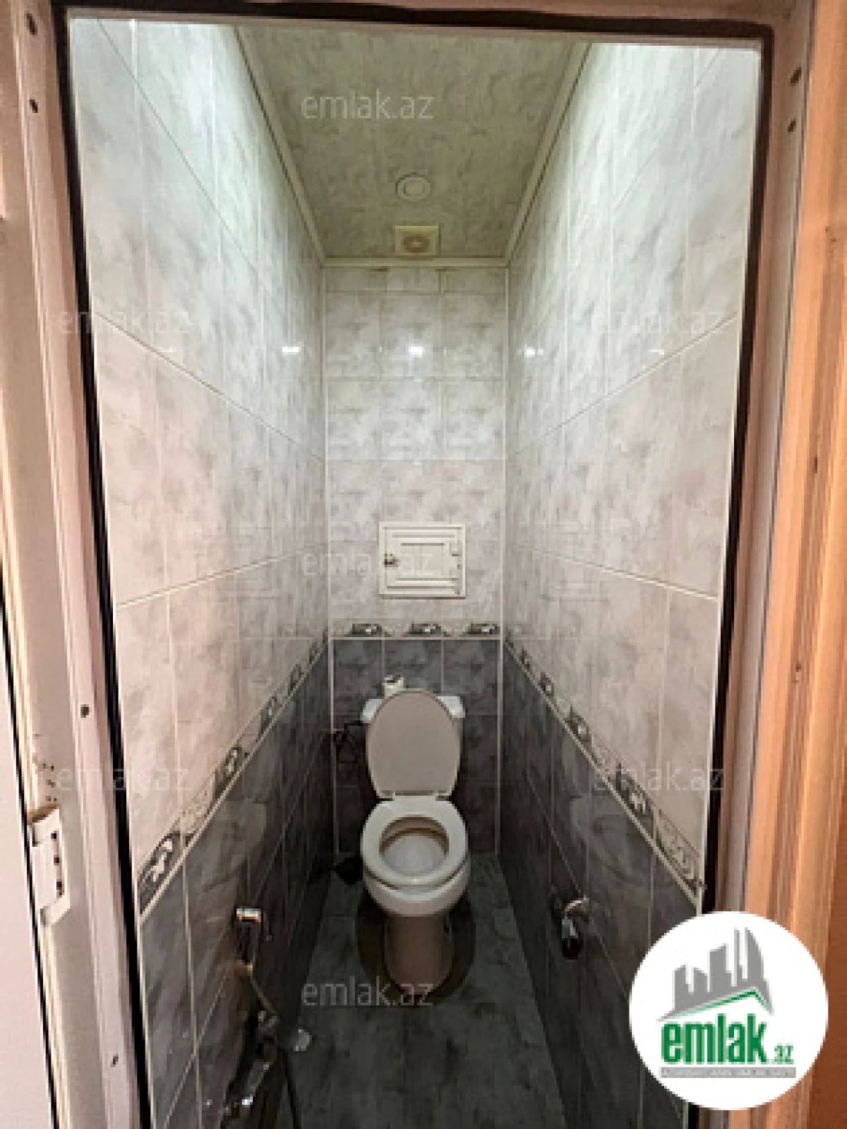 Satılır 3 otaqlı köhnə tikili 80 m²