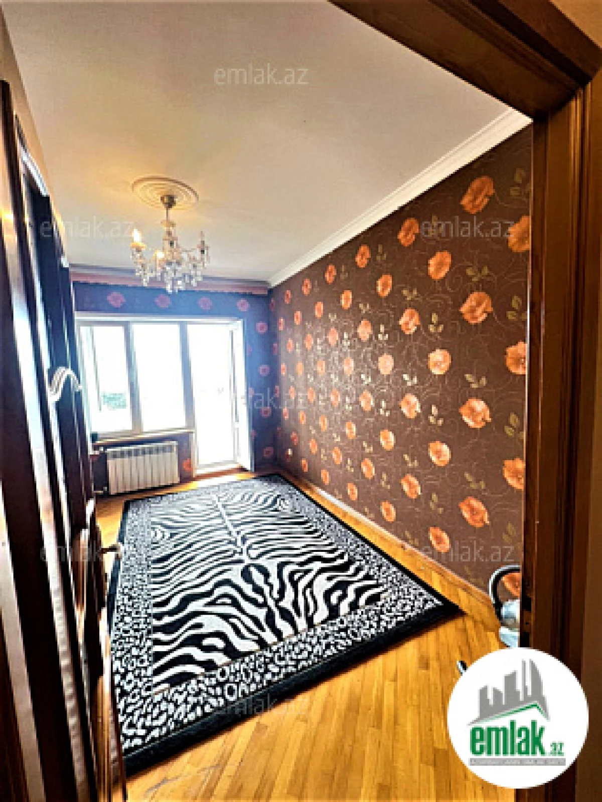 Satılır 3 otaqlı köhnə tikili 80 m²