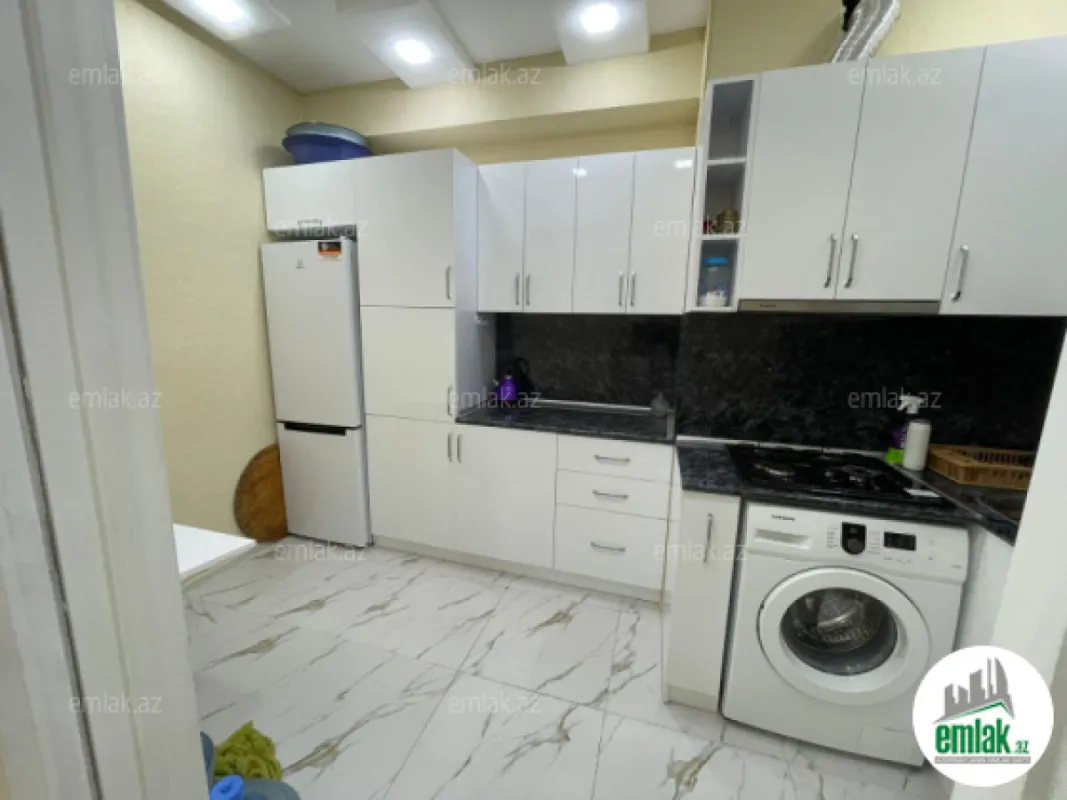 Satılır 2 otaqlı yeni tikili 75 m²