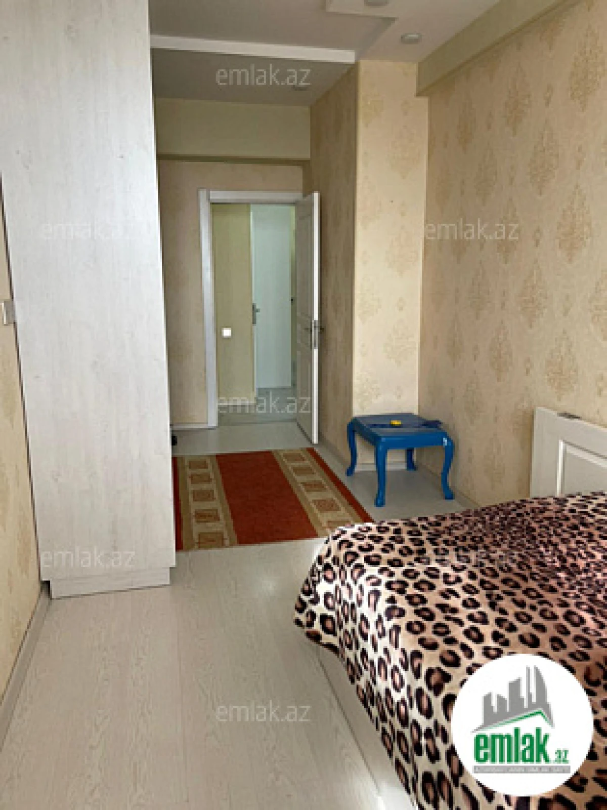 Satılır 2 otaqlı yeni tikili 75 m²