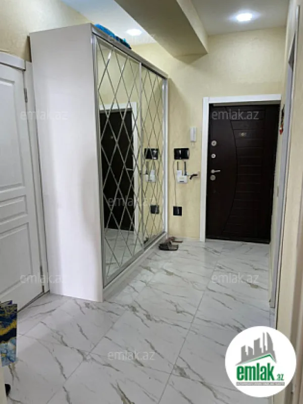 Satılır 2 otaqlı yeni tikili 75 m²