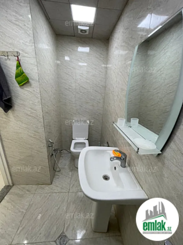 Satılır 2 otaqlı yeni tikili 75 m²