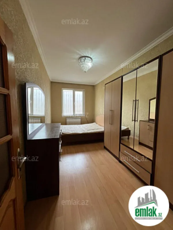 Satılır 3 otaqlı köhnə tikili 50 m²